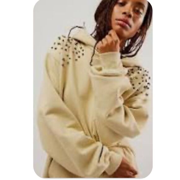 We The Free Lonely Heart Hoodie - Picture 2 of 5